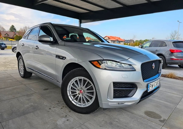 Jaguar F-Pace cena 149900 przebieg: 35000, rok produkcji 2017 z Szepietowo małe 562